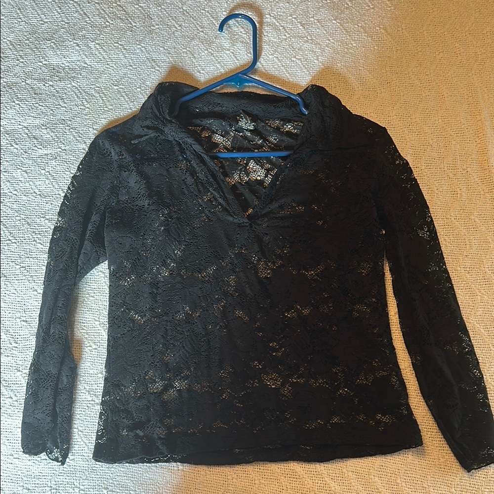 Vintage Mossimo Black Lace Stretch Over Top – Size Small